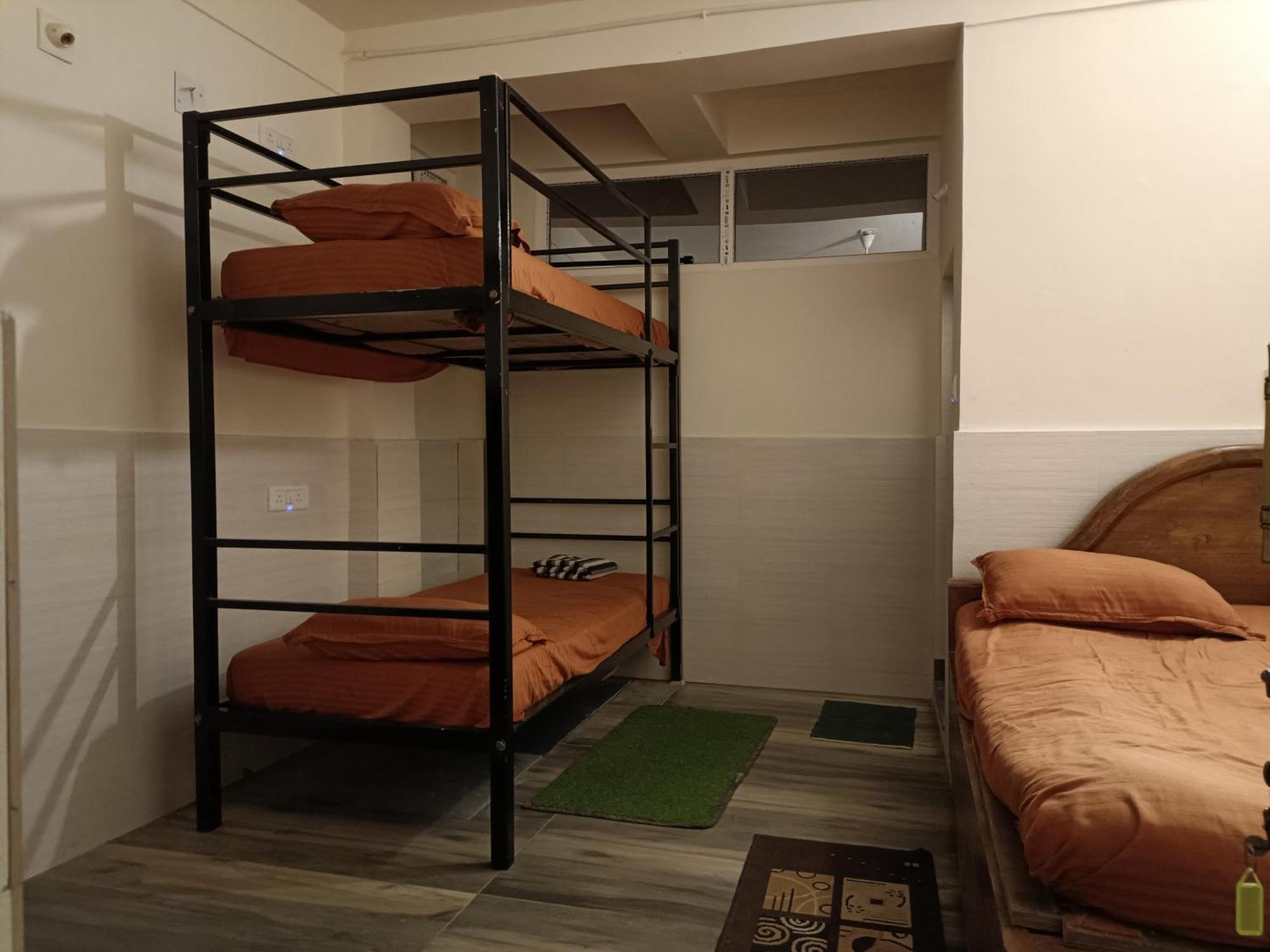 Nirman Homestay 5 Minutes Walk To Beach Puri Exteriör bild
